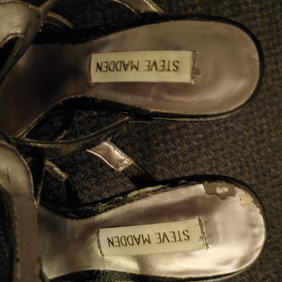 Shoes - Picture 5 of 5